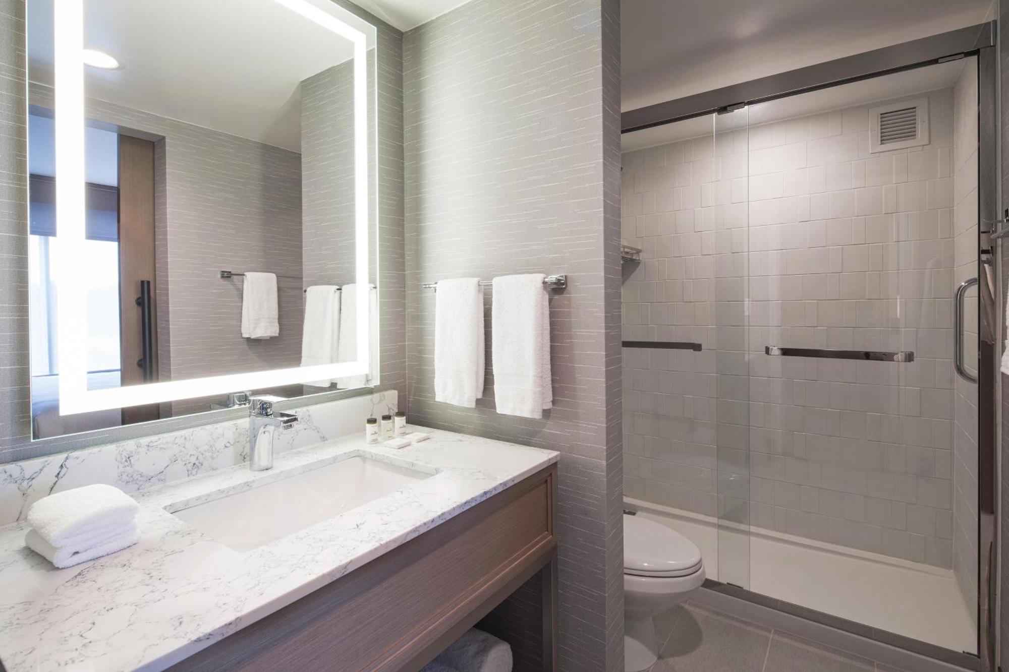 Sheraton Suites Columbus Worthington Екстер'єр фото