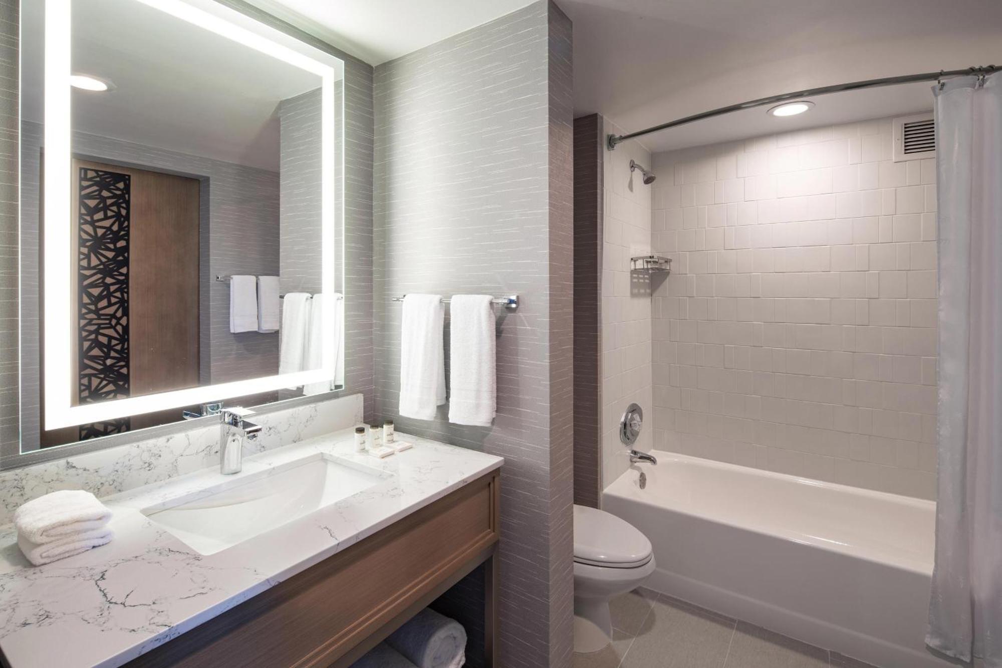 Sheraton Suites Columbus Worthington Екстер'єр фото