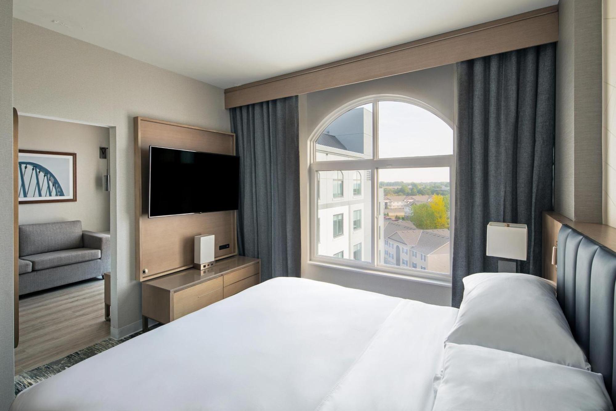 Sheraton Suites Columbus Worthington Екстер'єр фото