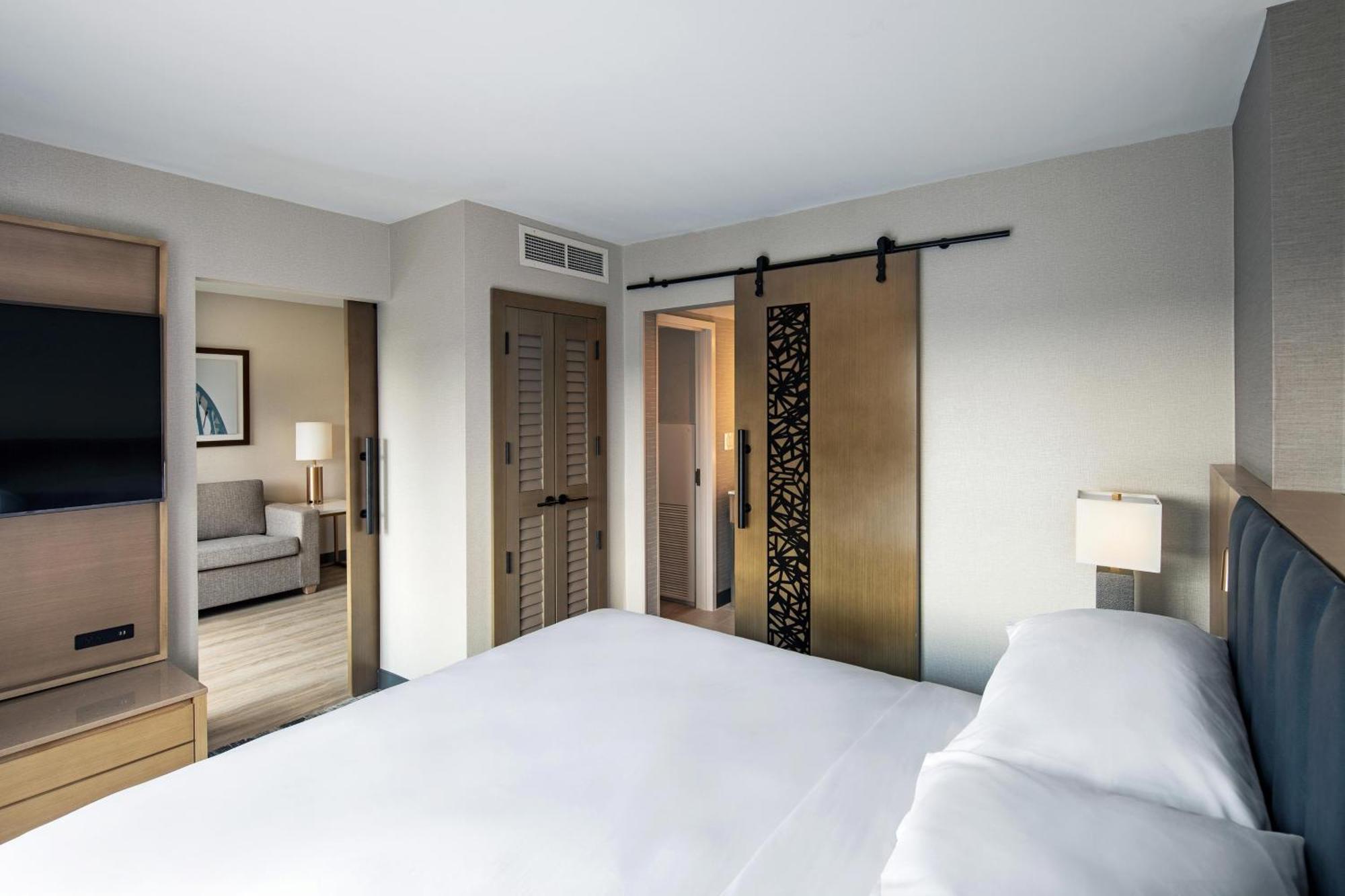Sheraton Suites Columbus Worthington Екстер'єр фото